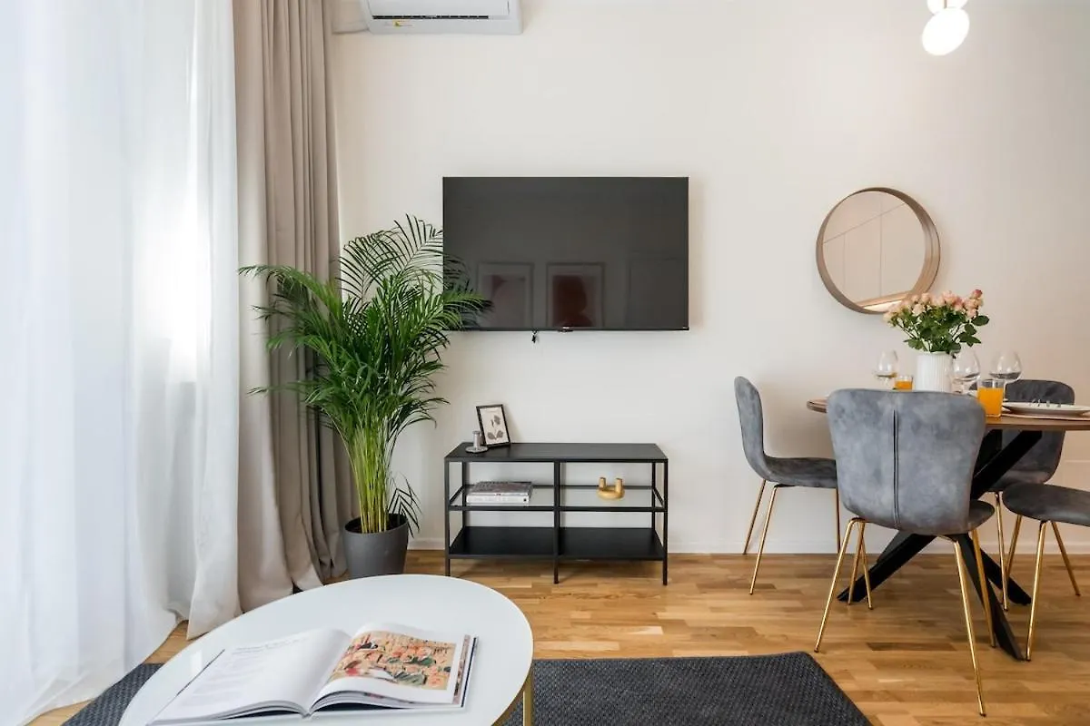 Breathtaking Spacious 2Br Apartment - City Center Bucharest 0*,  Romania
